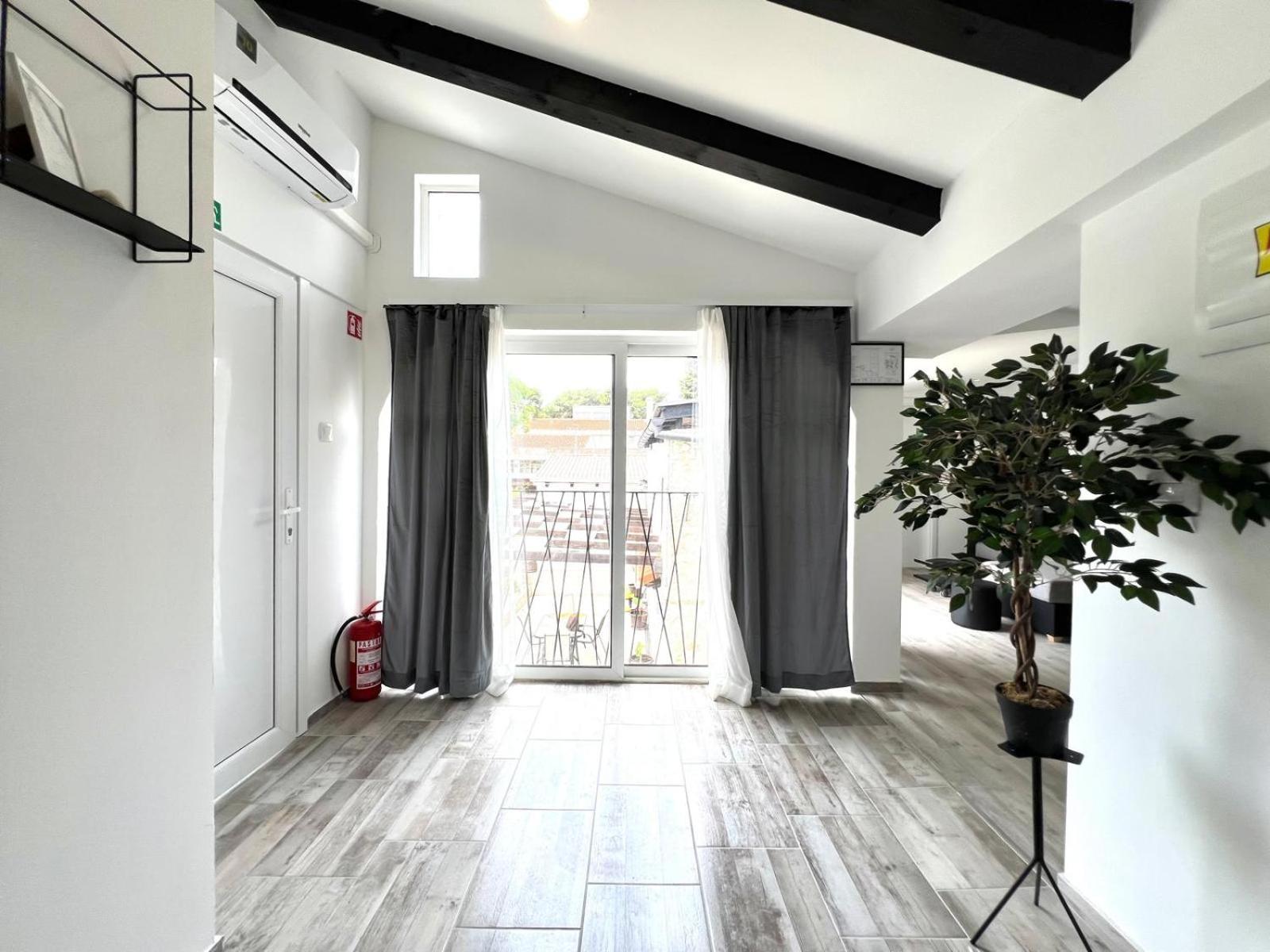 Azzurro Mare Apartment Pula Ngoại thất bức ảnh