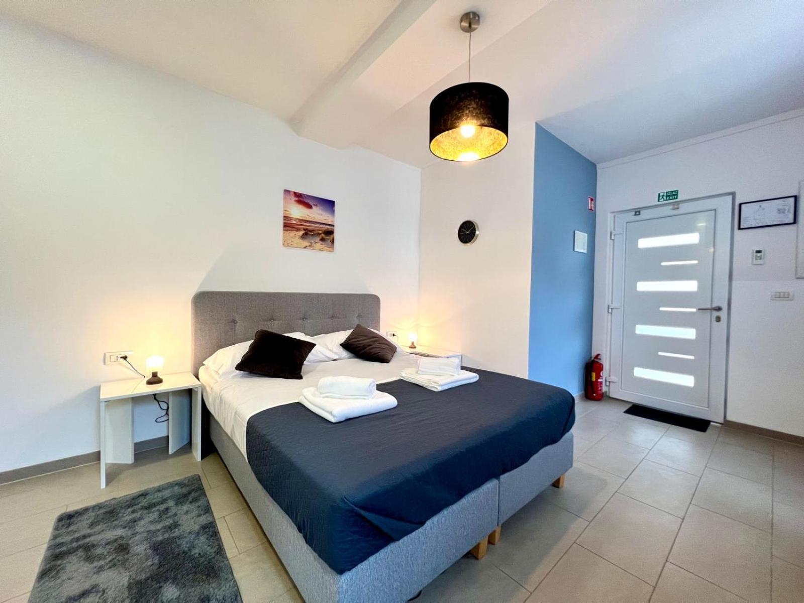 Azzurro Mare Apartment Pula Ngoại thất bức ảnh
