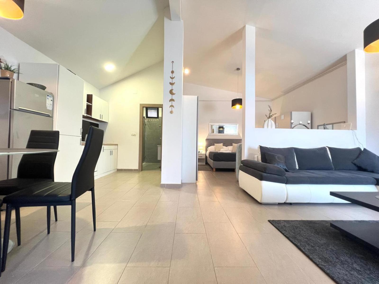 Azzurro Mare Apartment Pula Ngoại thất bức ảnh